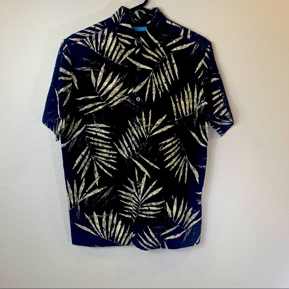 Tori Richard Button up Hawaiian shirt